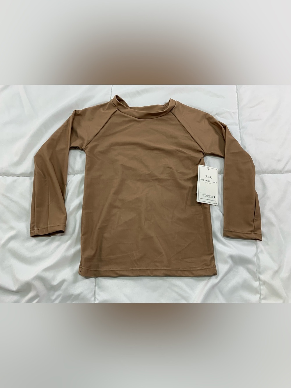 New CURRENT TYED The "Oak" Rashguard  top size 4/5Y
